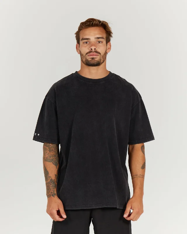 Men's moisture-wicking t-shirt-MEN'S OVERSIZED TEE - WASHED BLACK