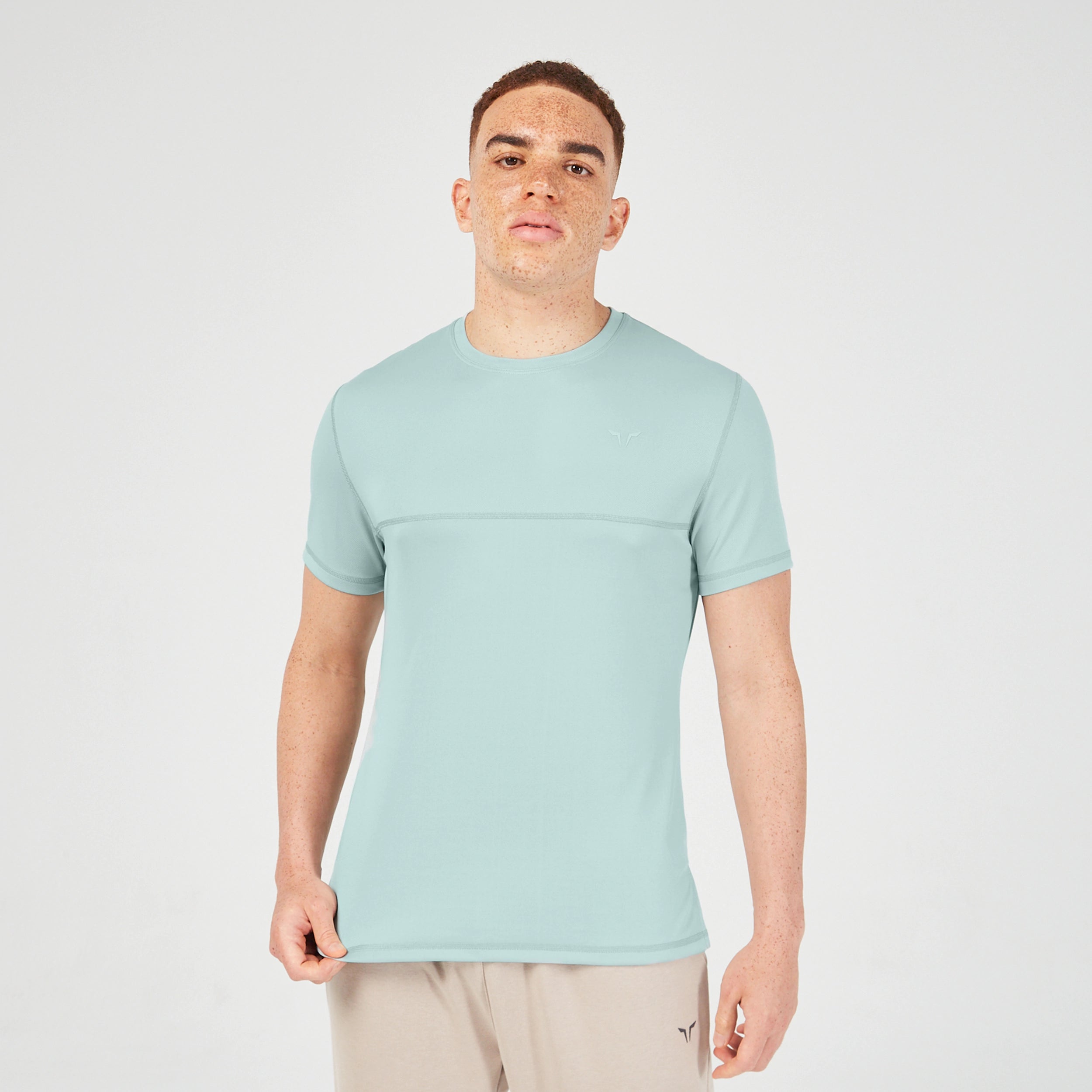 Men's workout t-shirt-Essential Contrast Tee - Grey Mist