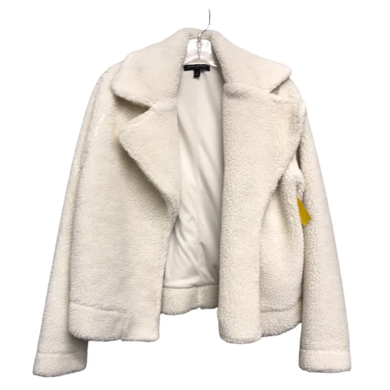 Men's comfortable field coat-Jacket Faux Fur & Sherpa By Banana Republic In White, Size:S